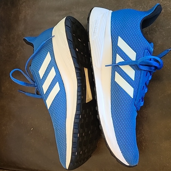 EUC Adidas cloud foam - Picture 2 of 7